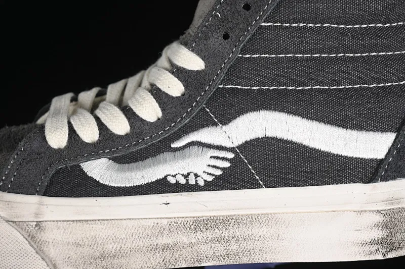 All categories Vans Vans series Vans Hi Vans high-top Notre x Vans Premium Sk8-Hi 38 Vans high-top casual sneakers VN000CR0RVN